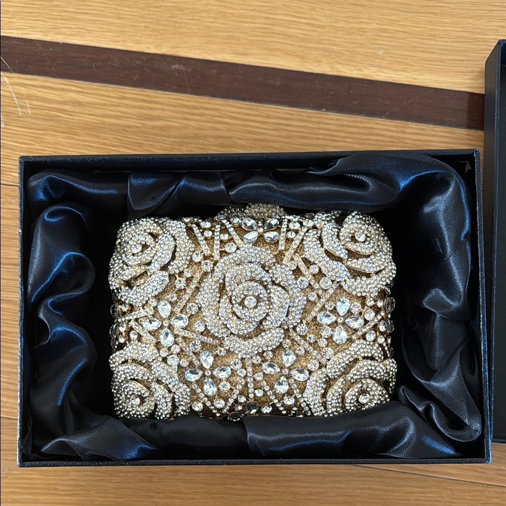 Elegant Gold Floral Clutch